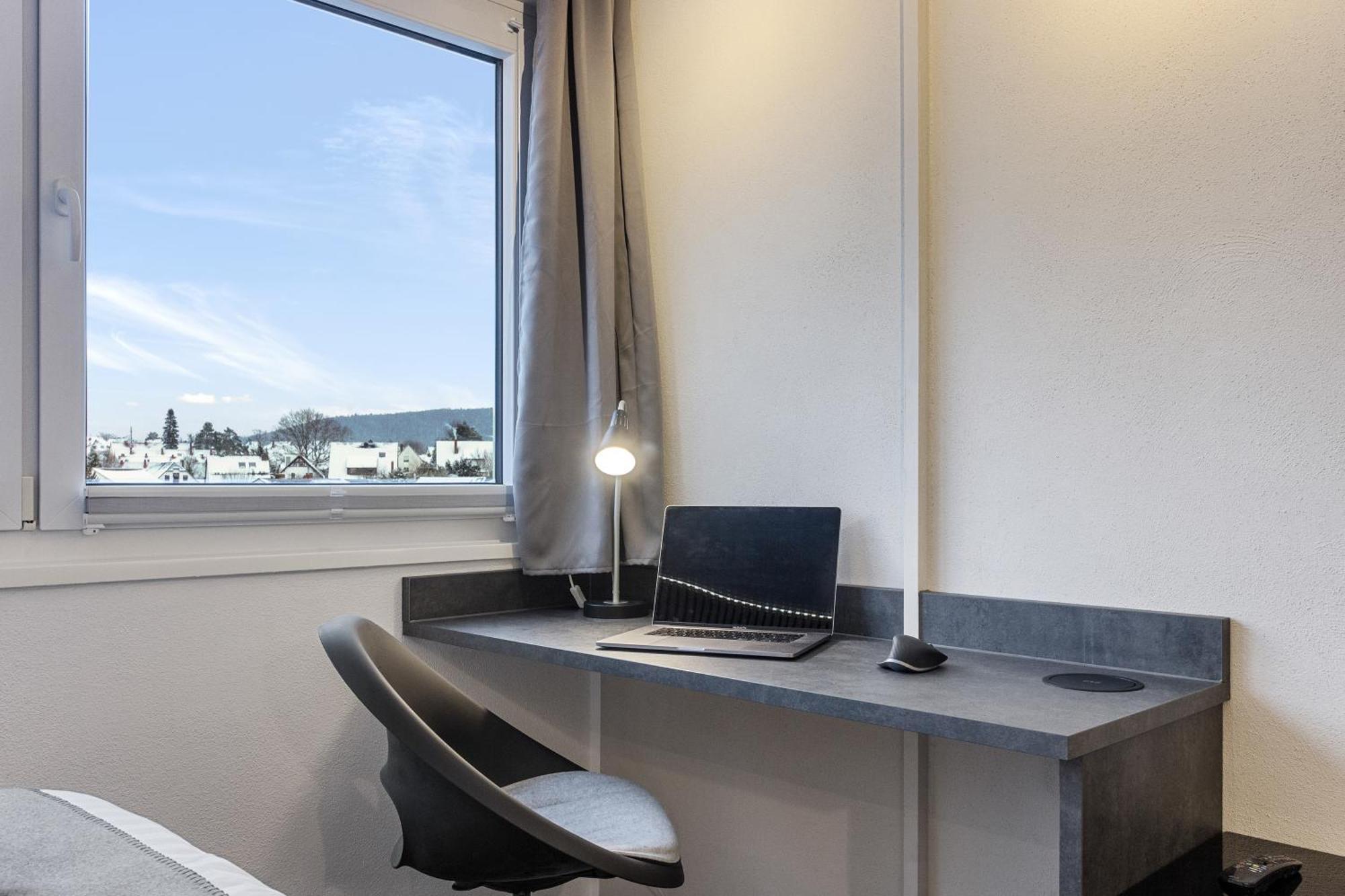 Appartement Fuer 1-2 - Wlan - Parkplatz - Homeoffice Kaiserslautern Exterior photo